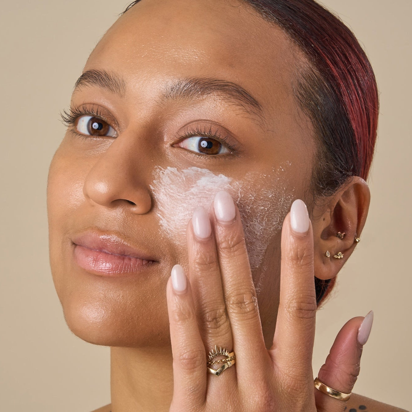 Facial Glow AHA Radiance Polish